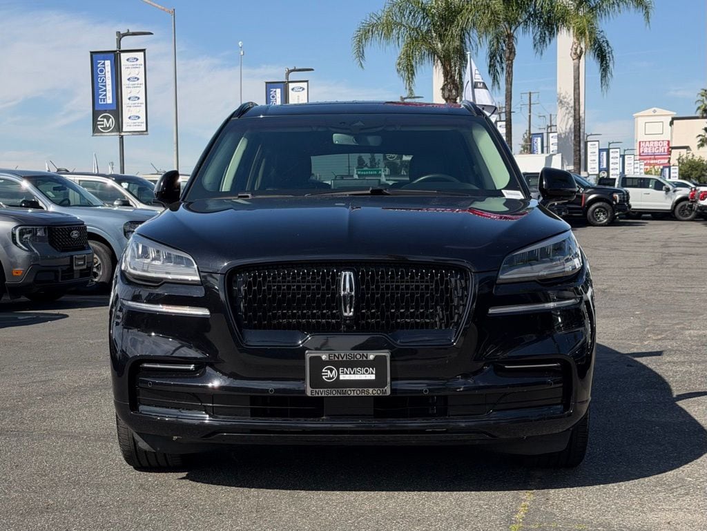 2023 Lincoln Aviator Reserve photo 2