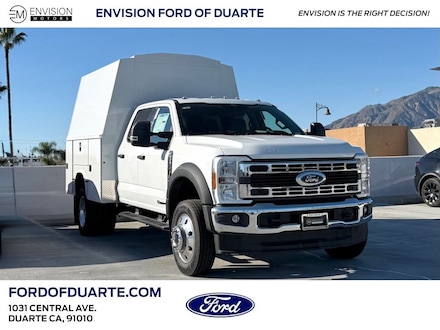 2025 Ford F-550 Chassis Truck Crew Cab