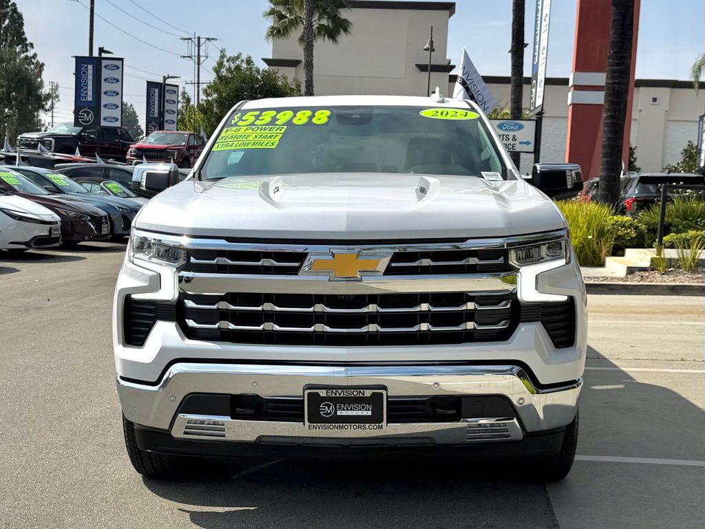 2024 Chevrolet Silverado 1500 LTZ photo 2