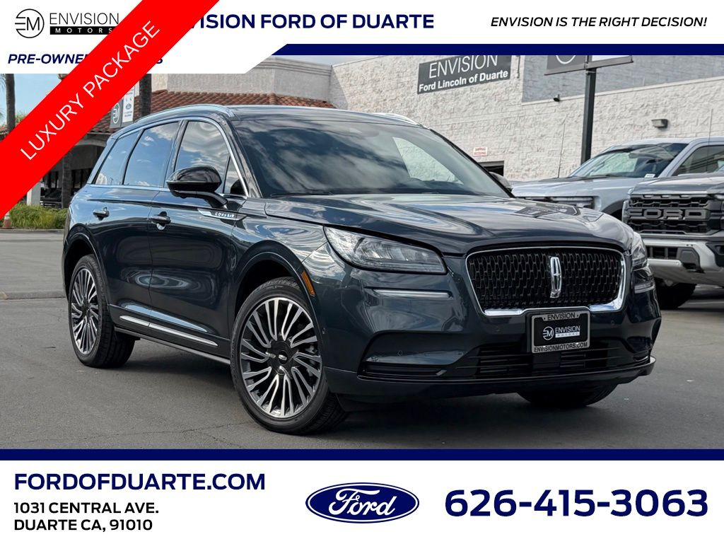 2022 Lincoln Corsair Reserve's photo