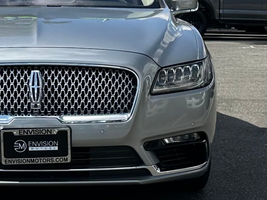 2020 Lincoln Continental Reserve photo 4