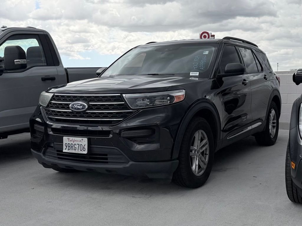 2022 Ford Explorer XLT photo 3