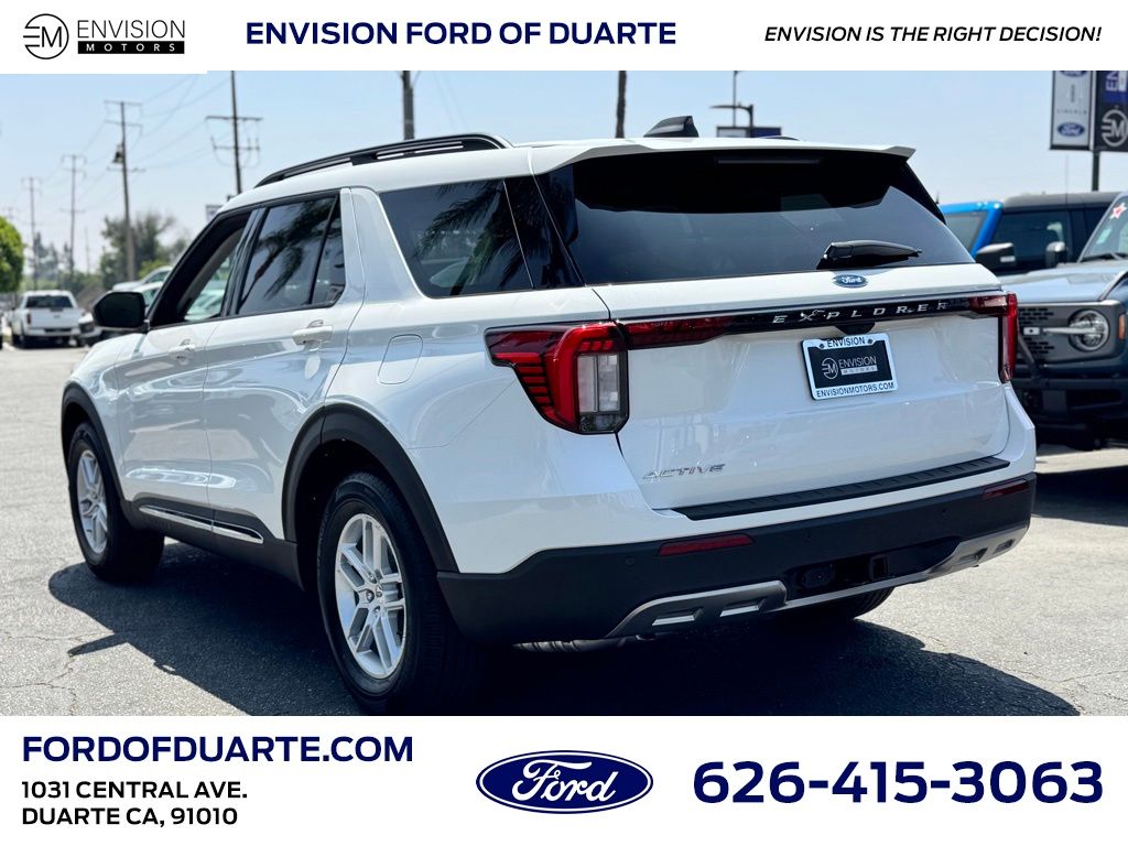 2025 Ford Explorer Active