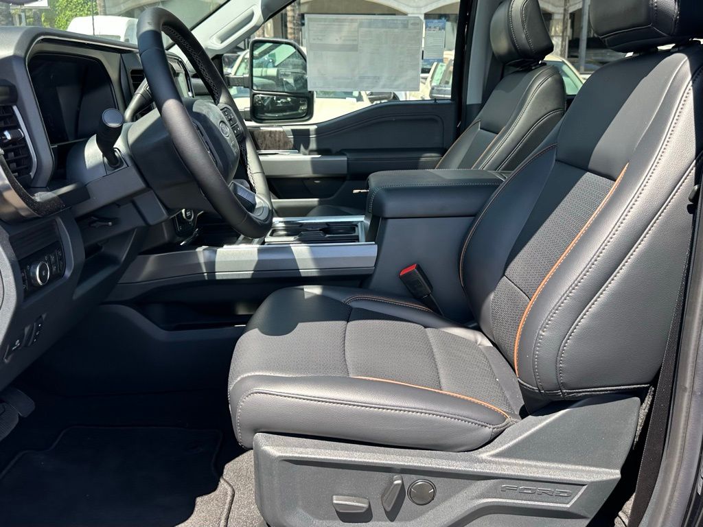 2025 Ford F-250 Super Duty Lariat - Photo 14