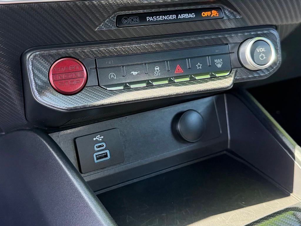 2025 Ford Mustang GT Premium - Photo 29