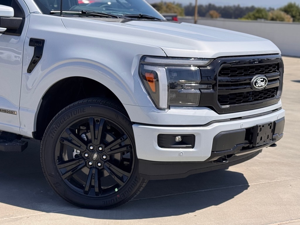 New 2025 Ford F-150 Lariat Truck SuperCrew Cab