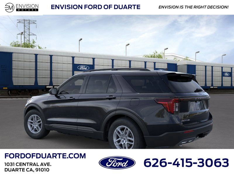 2026 Ford Explorer photo 3