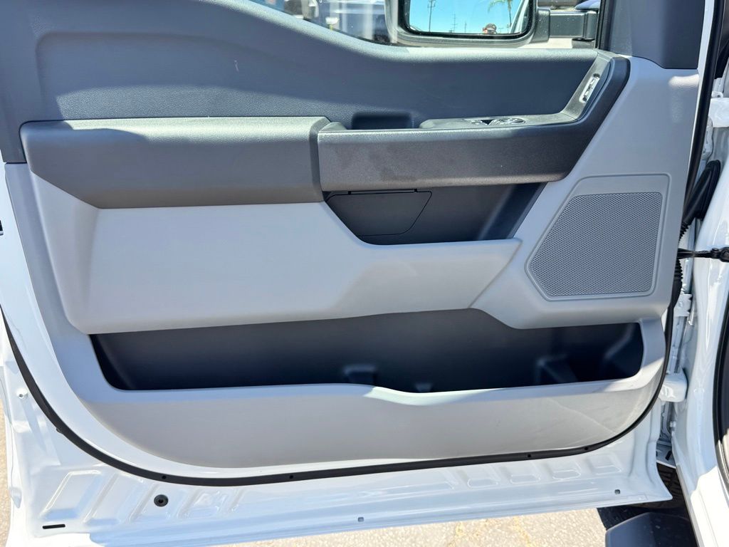 2025 Ford F-250 Super Duty XL - Photo 21