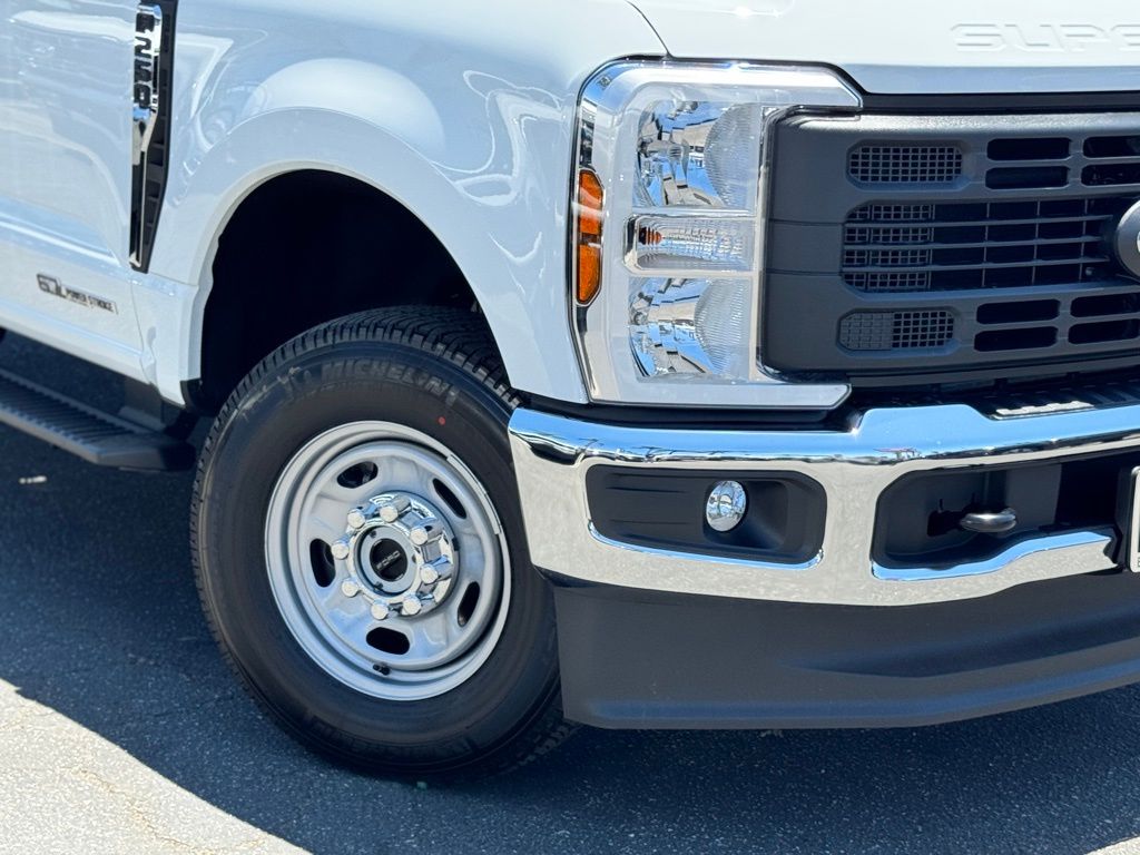 2025 Ford F-250 Super Duty XL - Photo 5