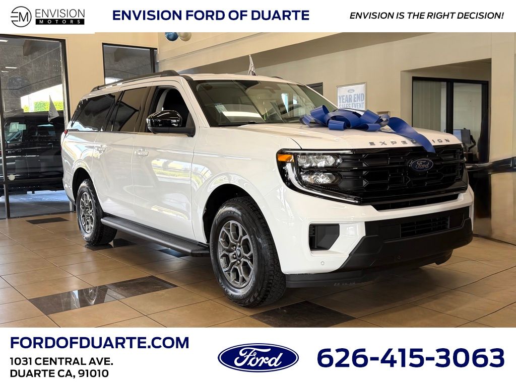 2025 Ford Expedition Active's photo