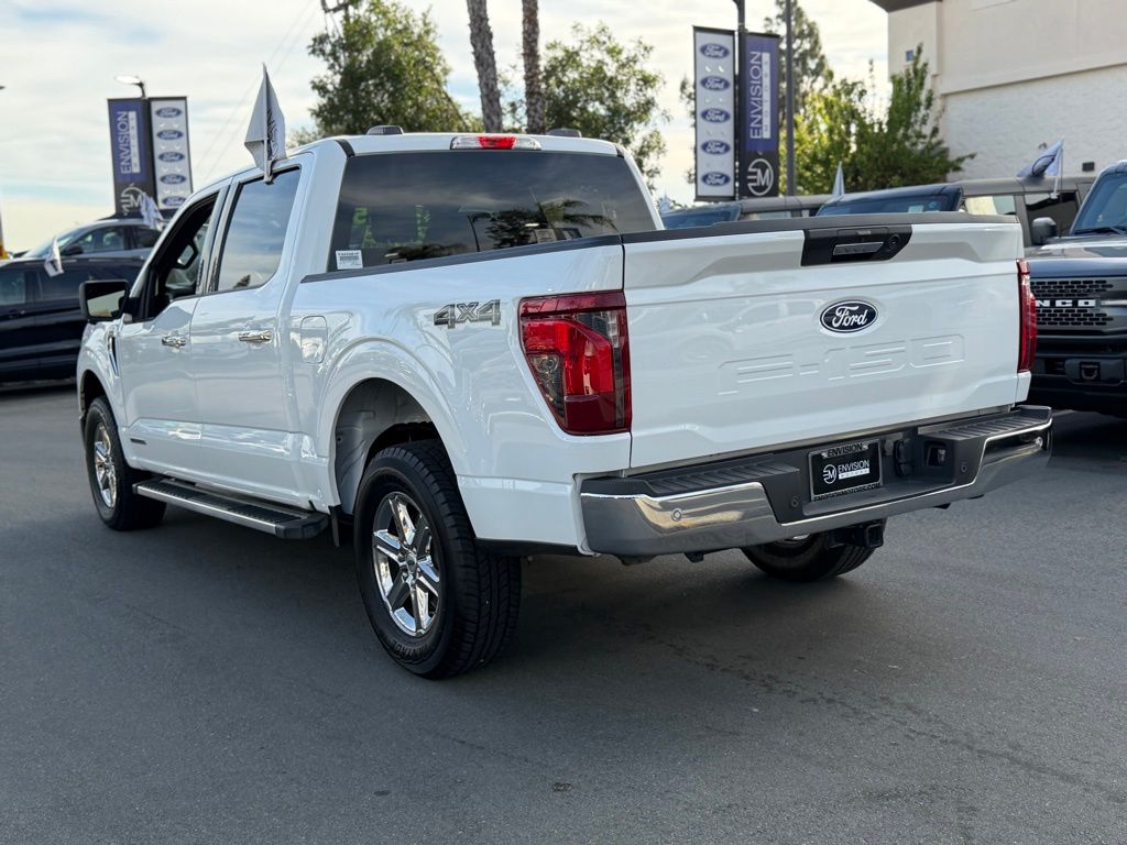 2024 Ford F-150 XLT photo 3
