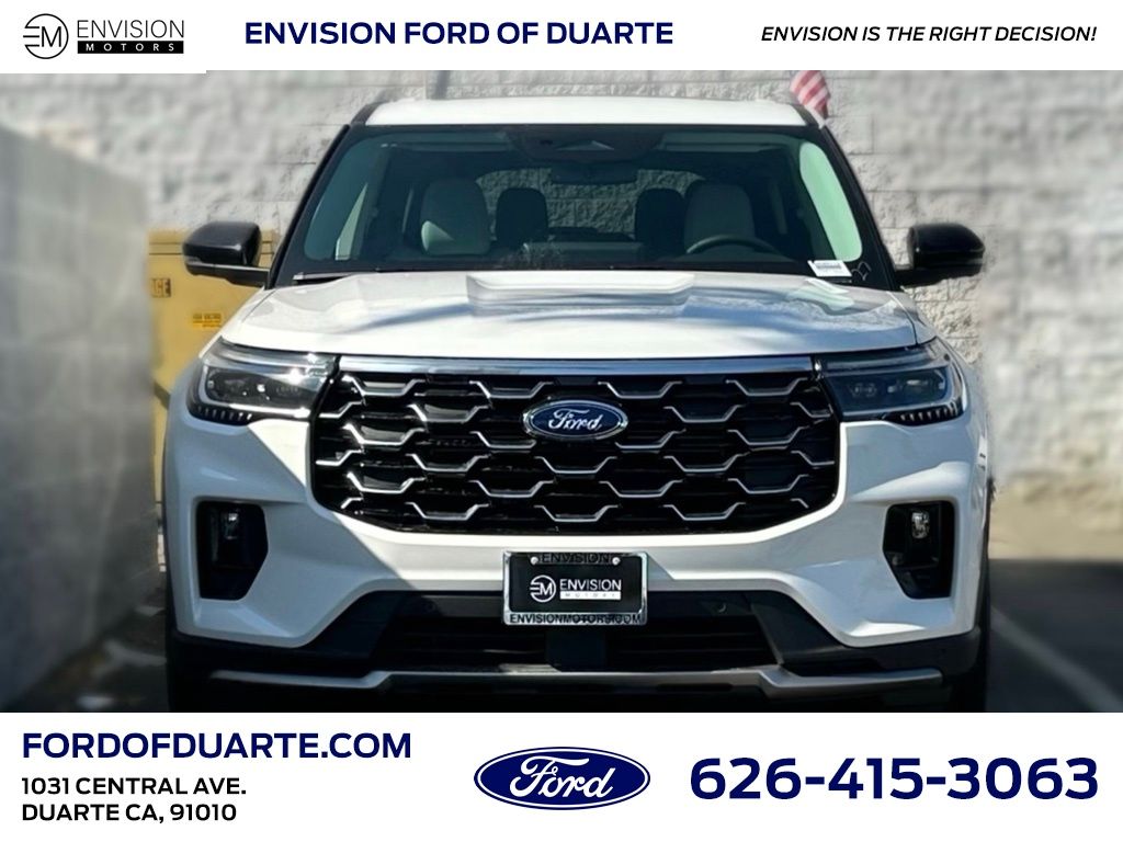 2025 Ford Explorer Platinum photo 2
