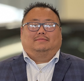 Staff member Steven Sao from ID_8933d0