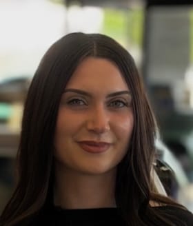 Staff member Chloe Heller from ID_c4fe31