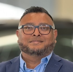 Staff member Juan Urieta from ID_8933d0