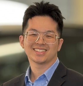 Staff member Justin Cao from ID_c4fe31