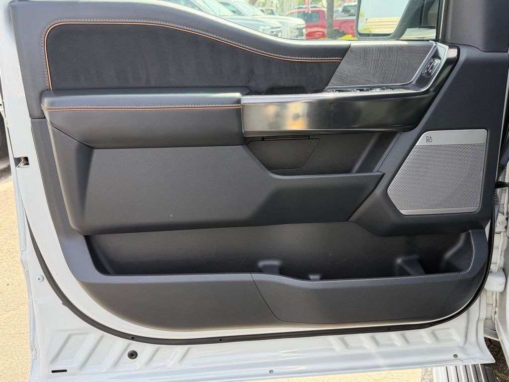2023 Ford F-150 Platinum - Photo 21