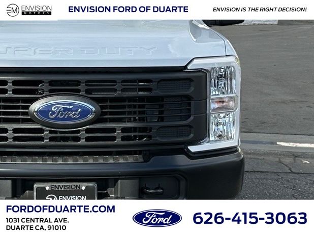 2025 Ford F-250 XL photo 4