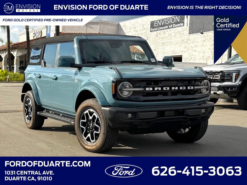 2023 Ford Bronco 4-Door Outer Banks's photo