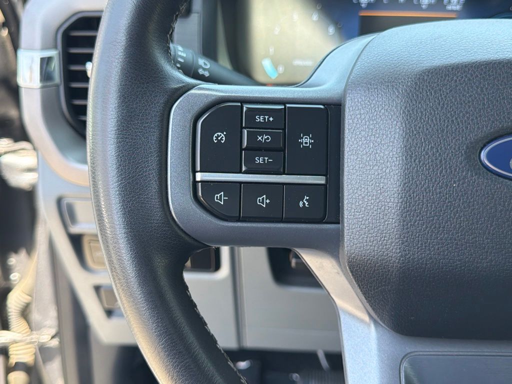 2025 Ford F-150 XLT - Photo 28