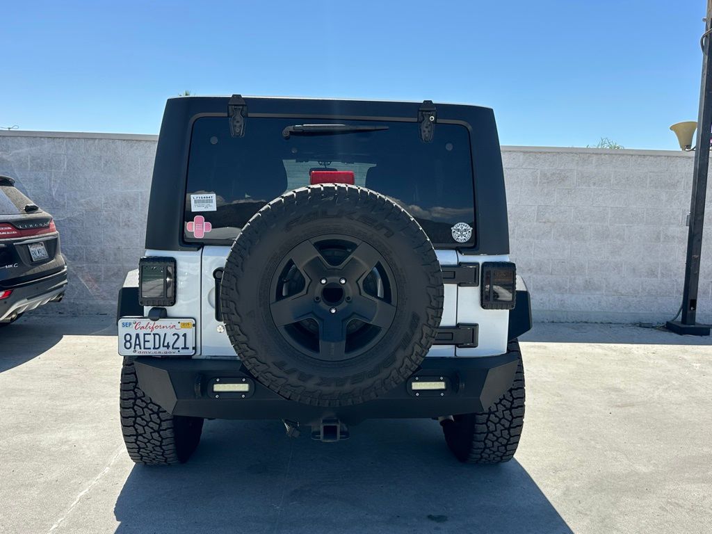 2017 Jeep Wrangler Unlimited Sport photo 2