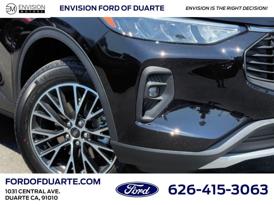2025 Ford Escape Base photo 2