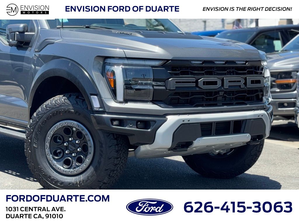 2025 Ford F-150 Raptor photo 2