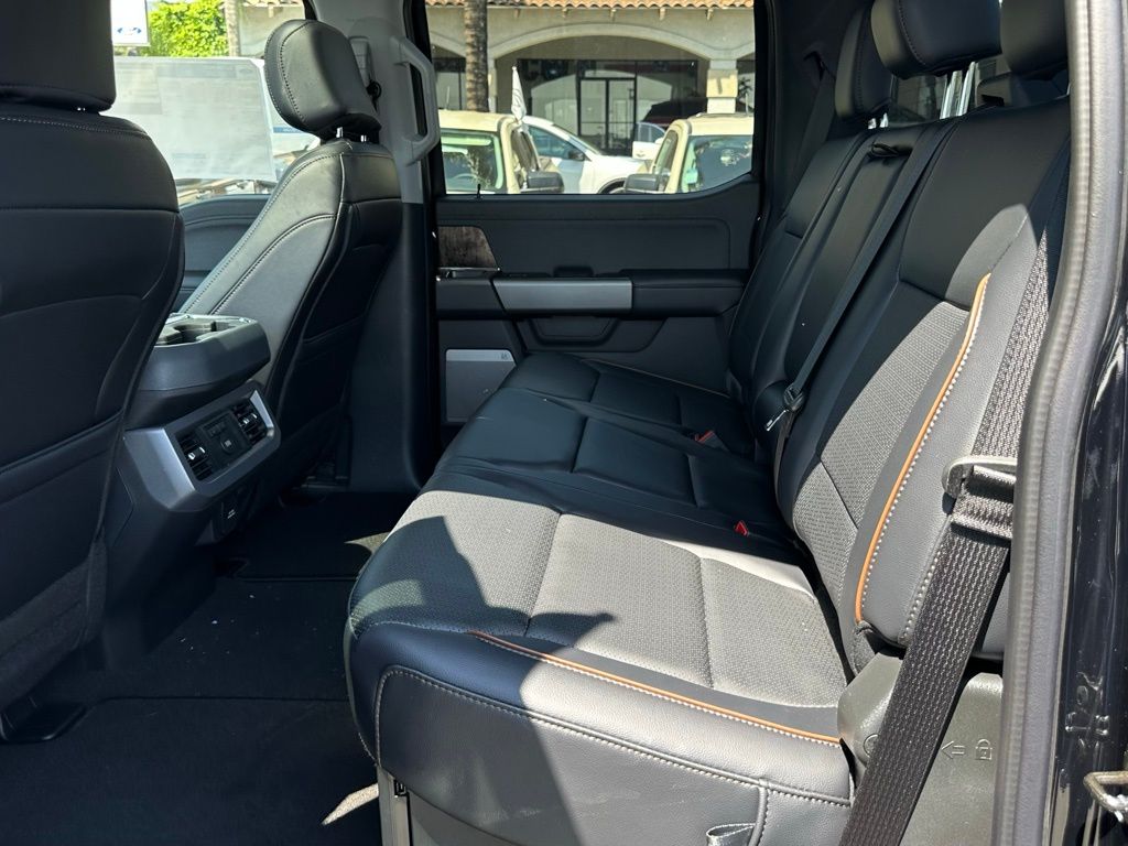 2025 Ford F-250 Super Duty Lariat - Photo 25