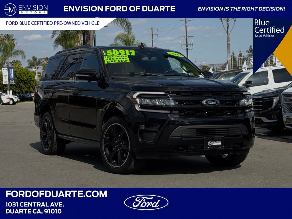 2023 Ford Expedition Limited 4X4's photo