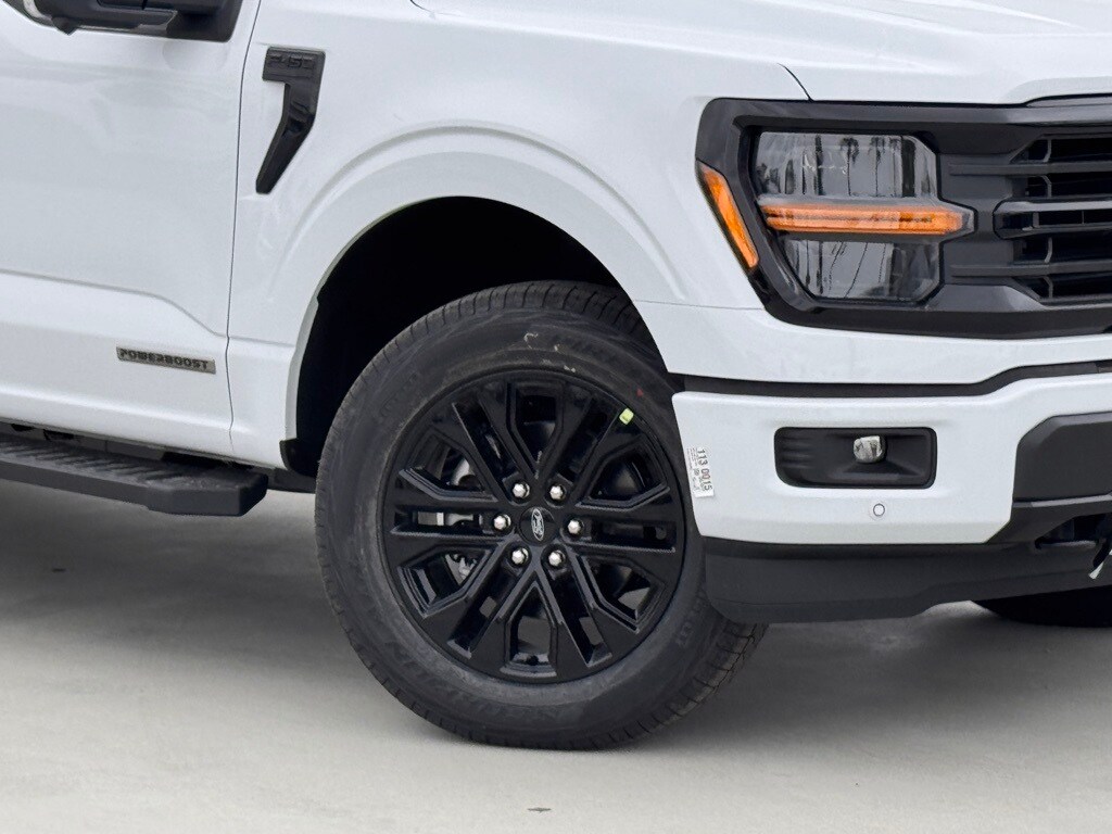 2025 Ford F-150 XLT photo 4