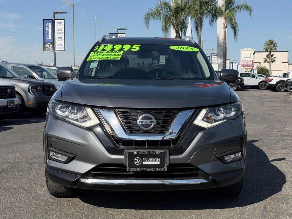 2018 Nissan Rogue SL photo 2