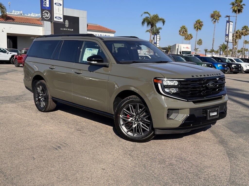 2025 Ford Expedition MAX Platinum photo 2