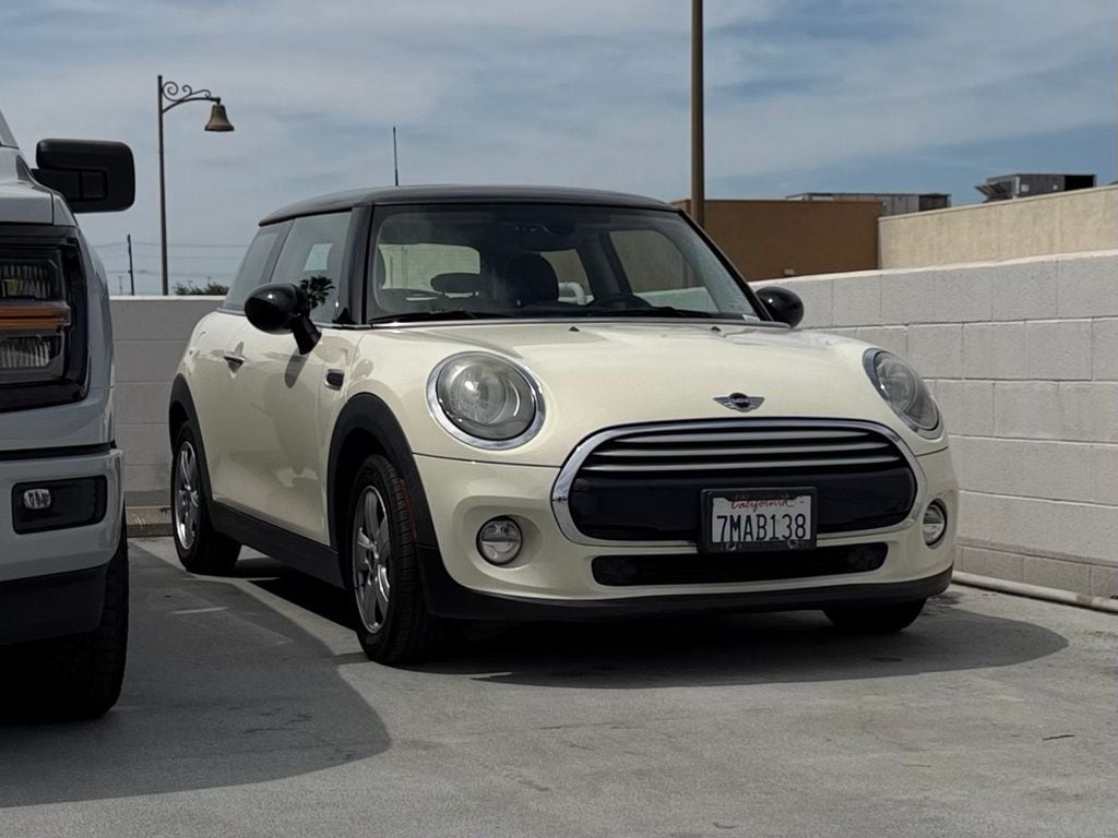 2015 MINI Cooper Base