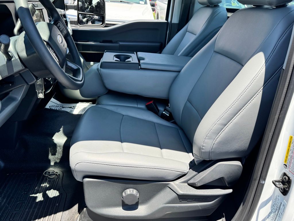 2025 Ford F-250 Super Duty XL - Photo 22