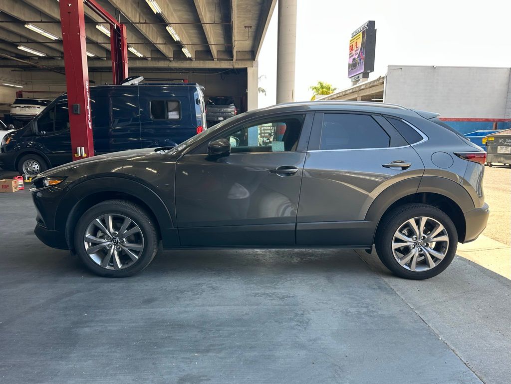 2023 Mazda CX-30 2.5 S Preferred photo 2