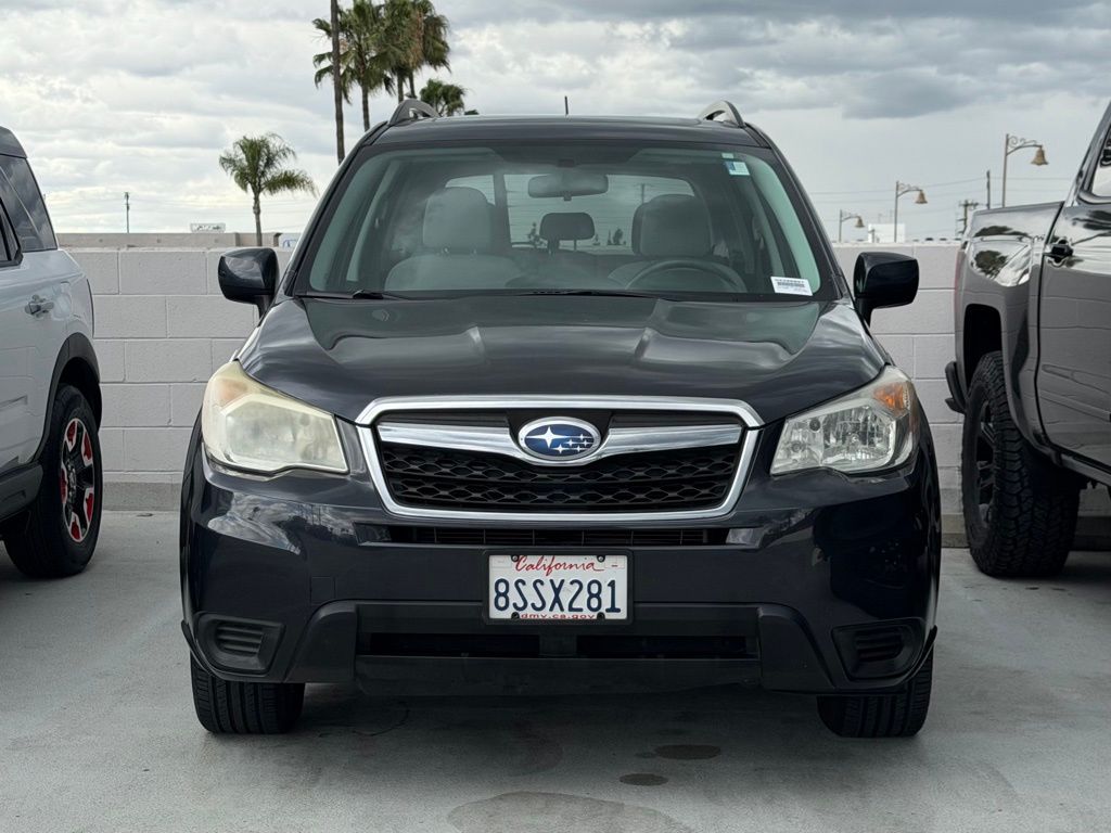 2014 Subaru Forester 2.5i Premium photo 2