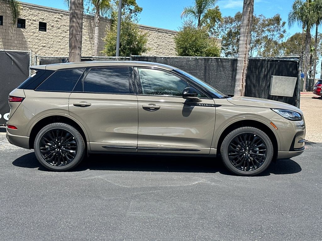 Used 2025 Lincoln Corsair Premiere SUV