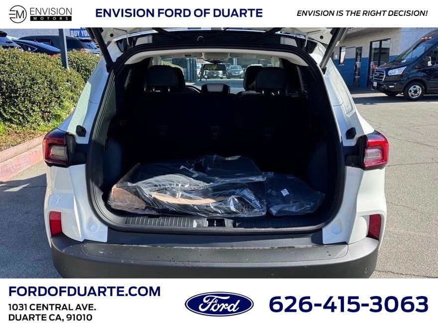 2025 Ford Escape Base photo 4