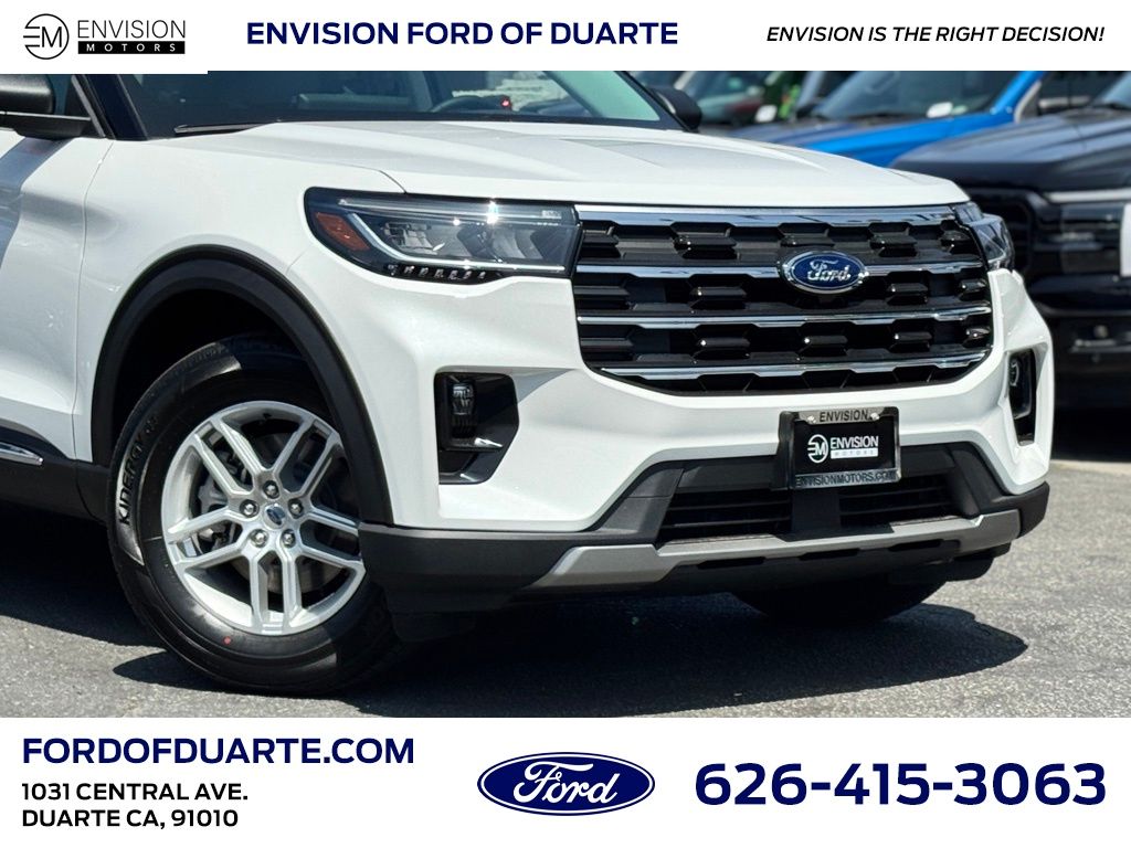 2025 Ford Explorer Active