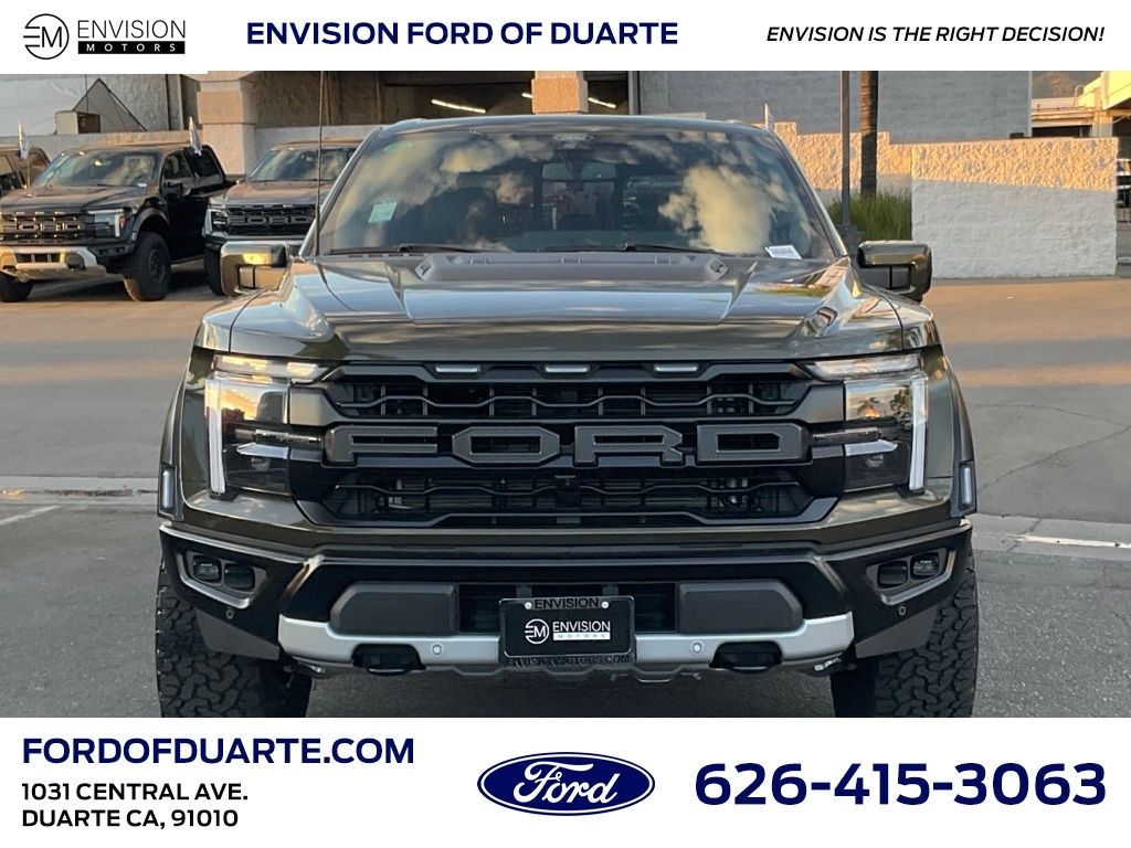 New 2025 Ford F-150 Raptor Truck SuperCrew Cab