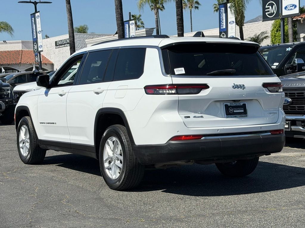 2022 Jeep New Grand Cherokee Laredo photo 4