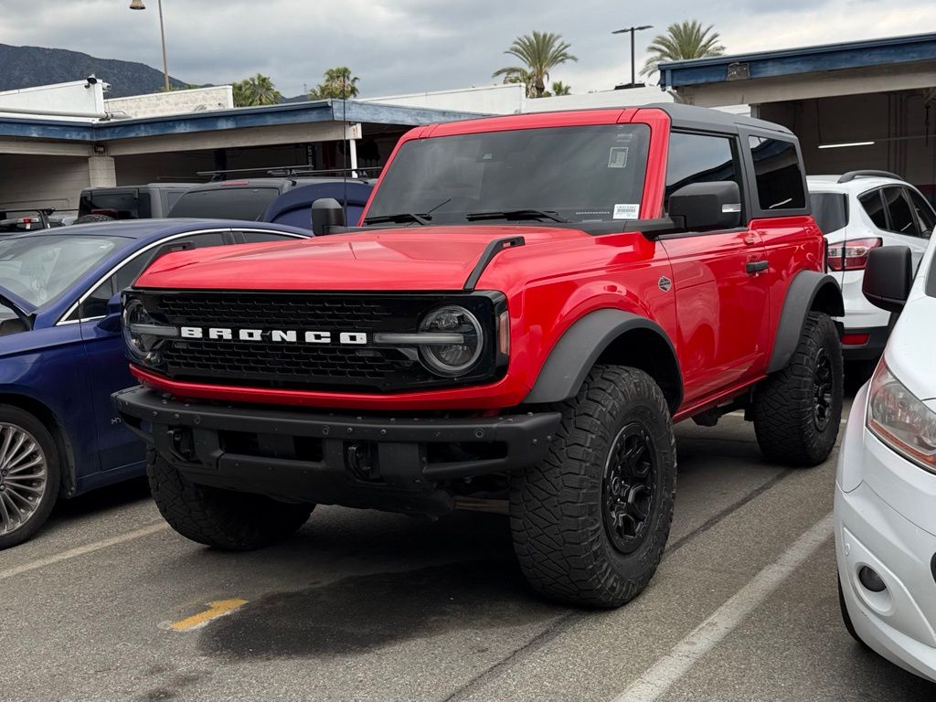 2022 Ford Bronco Outer Banks Advanced photo 3