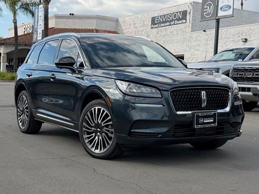 2022 Lincoln Corsair Reserve photo 2