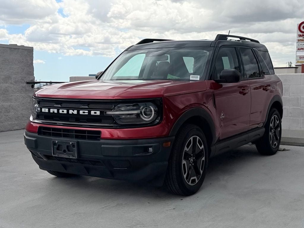 2021 Ford Bronco Sport Outer Banks photo 3