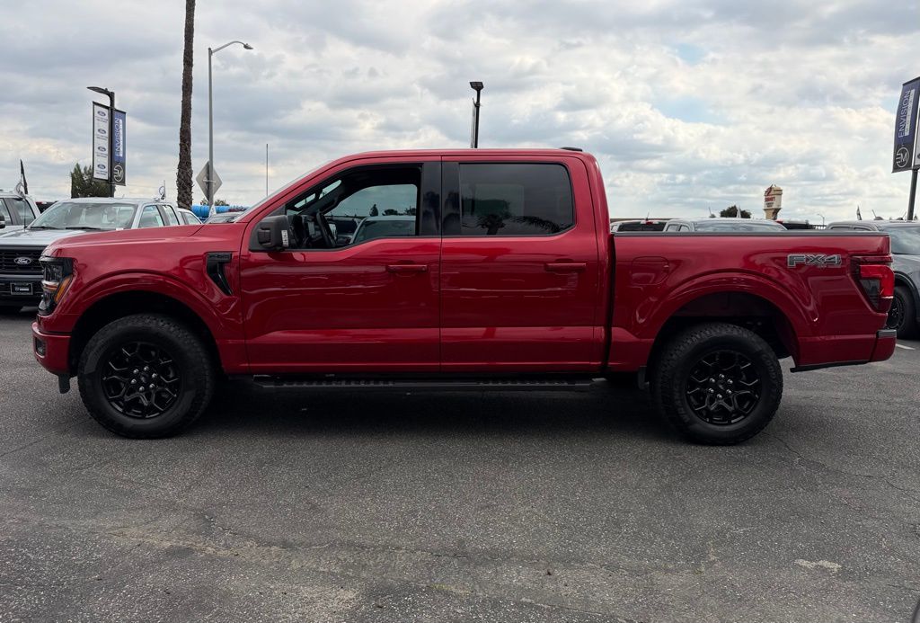 2025 Ford F-150 XLT photo 4