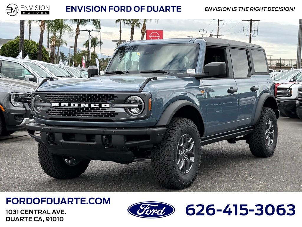 2025 Ford Bronco Badlands photo 4