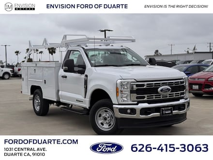 2025 Ford F-350 Chassis Truck Regular Cab