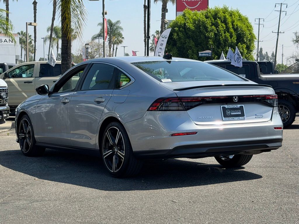 2023 Honda Accord Hybrid Sport photo 5