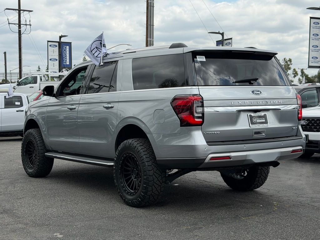 2022 Ford Expedition Max Limited photo 5