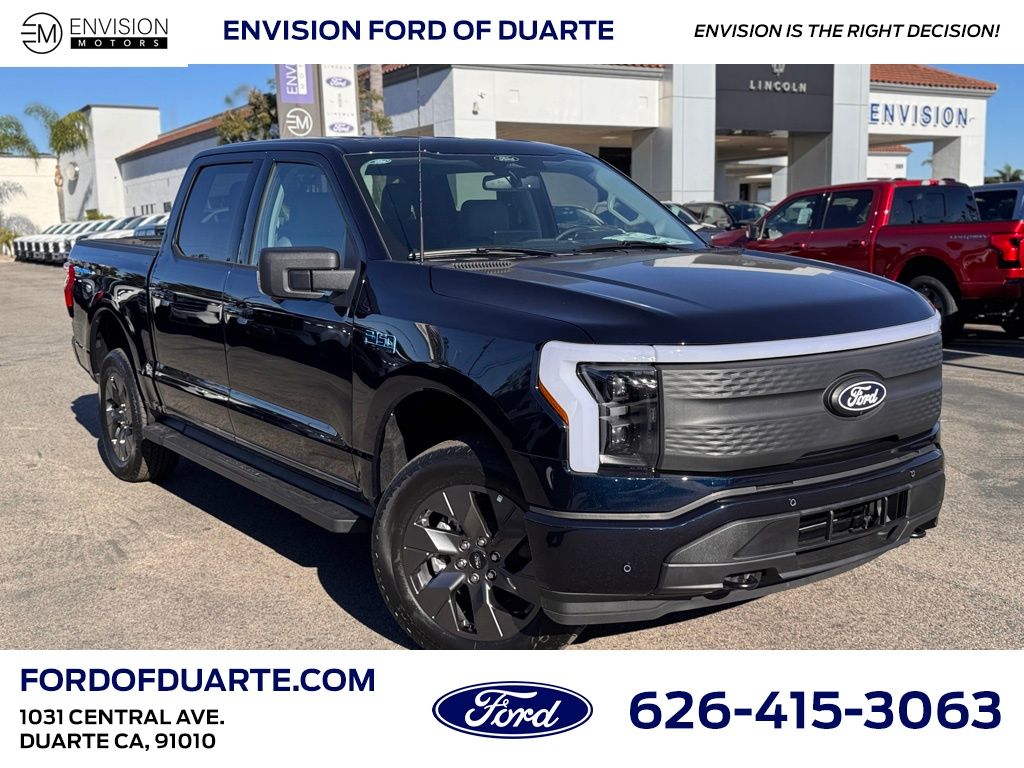 2025 Ford F-150 Lightning Flash's photo